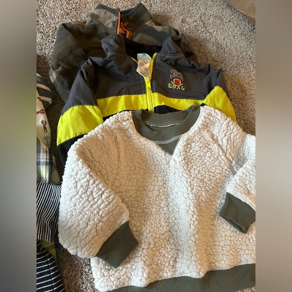 18 month boy’s clothing bundle - Picture 10 of 11